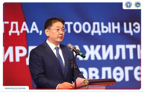 Удирдах ажилтнуудын нэгдсэн зөвлөгөөн үргэлжилж байна